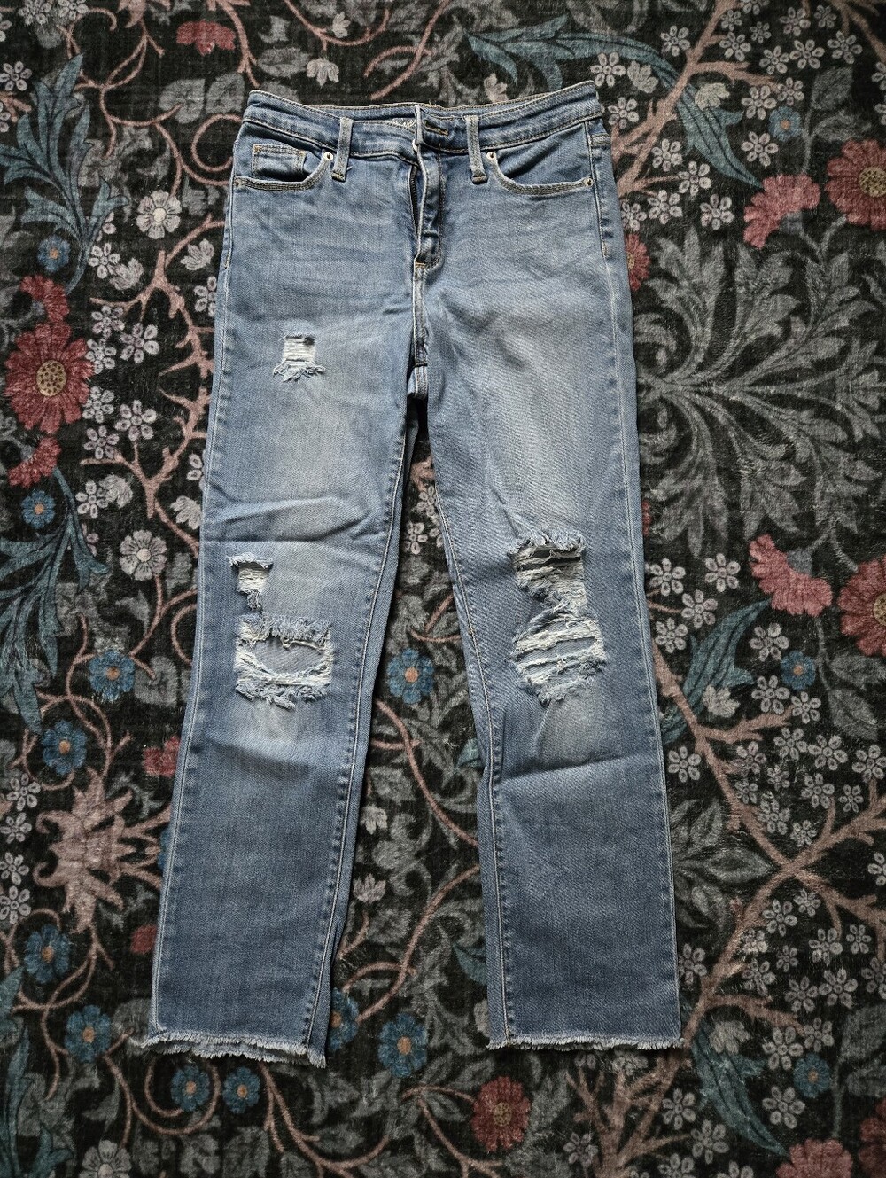 Universal Thread Jeans - Picture 2 of 6